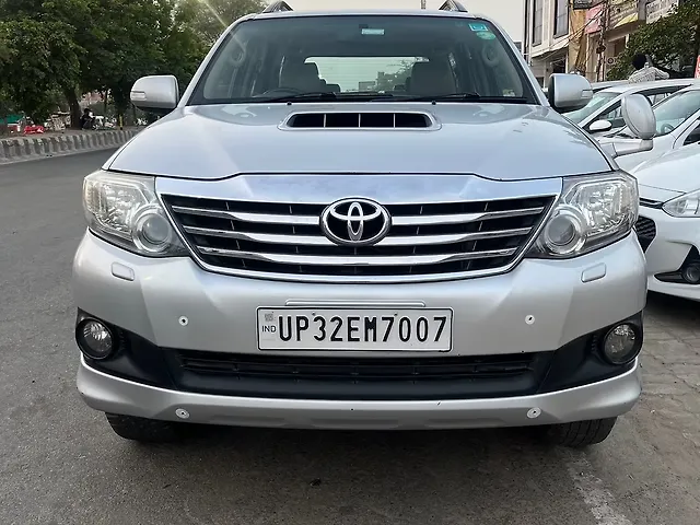 Used 2012 Toyota Fortuner in Lucknow