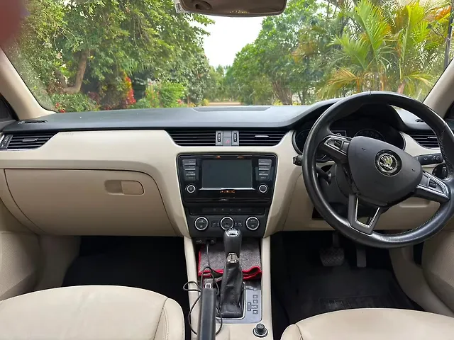 Used Skoda Octavia [2015-2017] 1.8 TSI Style Plus AT in Bangalore