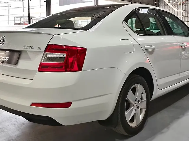 Used Skoda Octavia [2015-2017] 1.8 TSI Ambition Plus AT in Pune