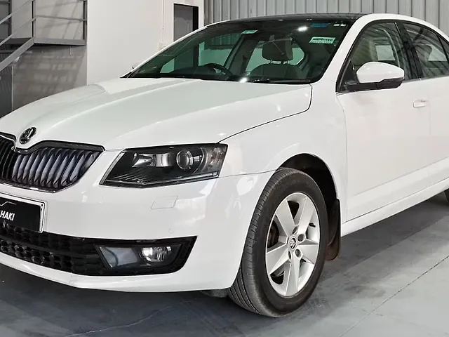 Used Skoda Octavia [2015-2017] 1.8 TSI Ambition Plus AT in Pune