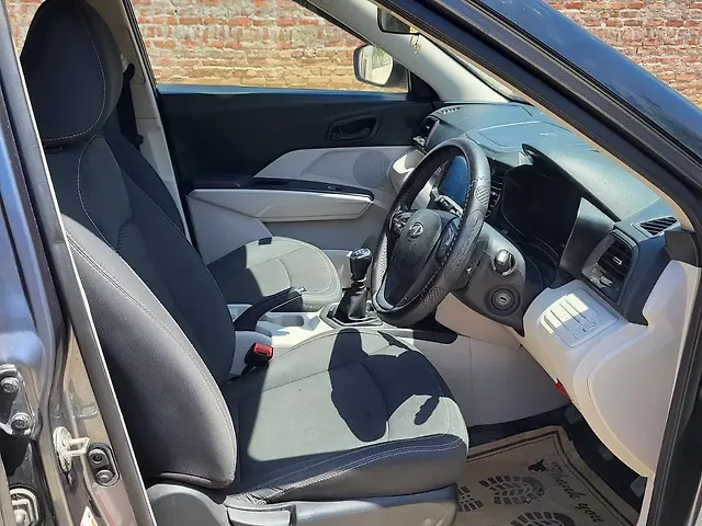 Used Mahindra XUV300 [2019-2024] W6 1.5 Diesel [2020] in Agra