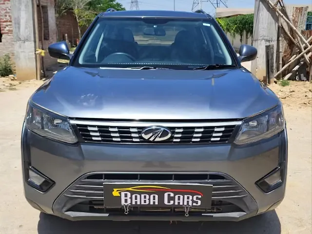 Used 2022 Mahindra XUV300 in Agra Used 2022 Mahindra XUV300 in Agra