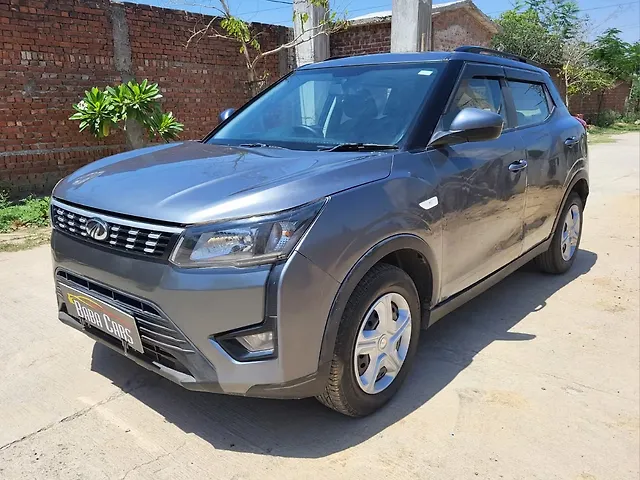 Used Mahindra XUV300 [2019-2024] W6 1.5 Diesel [2020] in Agra