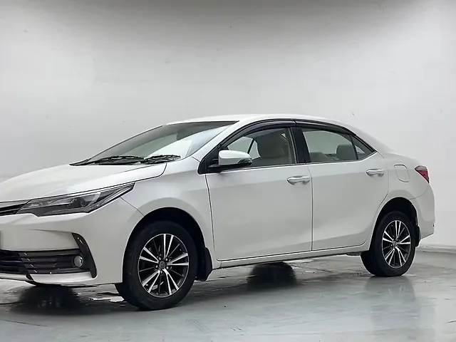 Used 2017 Toyota Corolla Altis in Ghaziabad