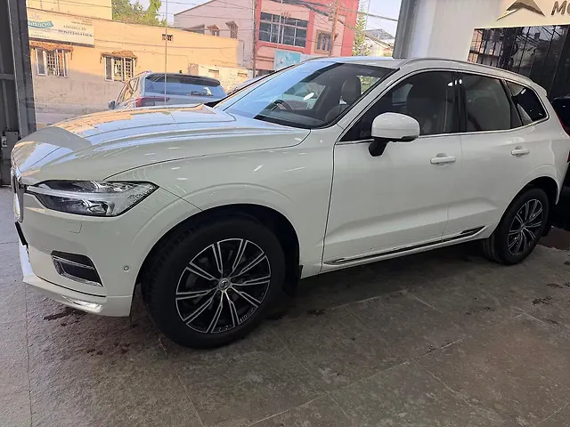 Used Volvo XC60 [2017-2021] D5 Inscription in Hyderabad