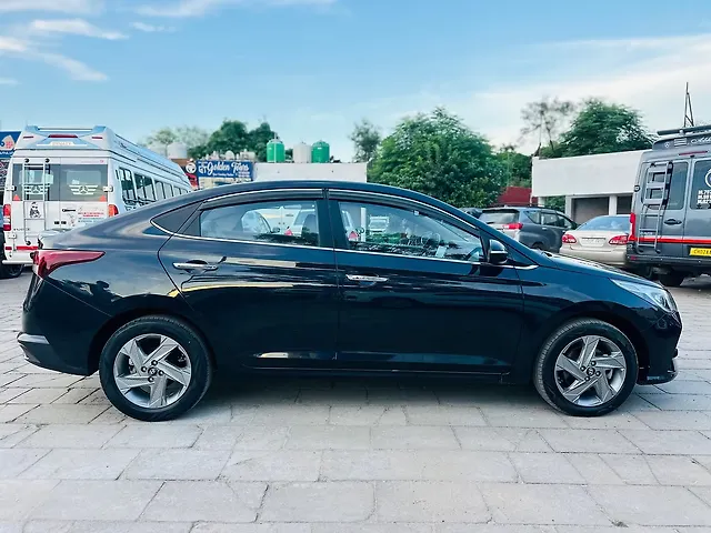 Used Hyundai Verna [2020-2023] SX 1.5 CRDi AT in Chandigarh