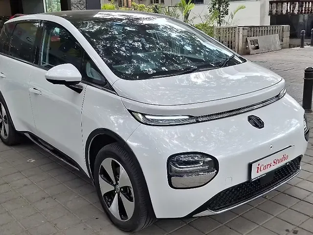 Used MG Windsor EV Essence 38.0 kWh in Bangalore