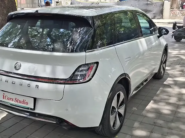 Used MG Windsor EV Essence 38.0 kWh in Bangalore