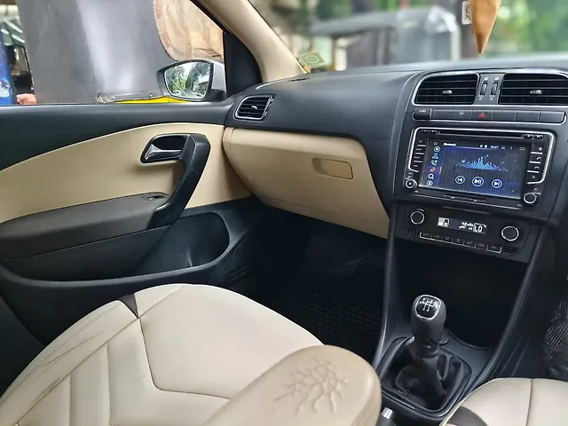 Used Skoda Rapid Ambition 1.6 MPI in Mumbai