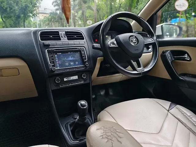 Used Skoda Rapid Ambition 1.6 MPI in Mumbai
