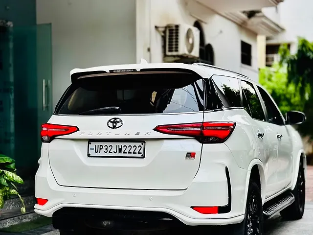 Used Toyota Fortuner [2016-2021] 2.8 4x2 AT [2016-2020] in Lucknow
