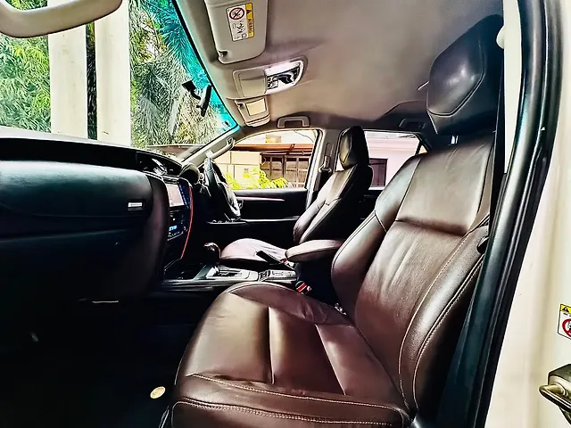 Used Toyota Fortuner [2016-2021] 2.8 4x2 AT [2016-2020] in Lucknow