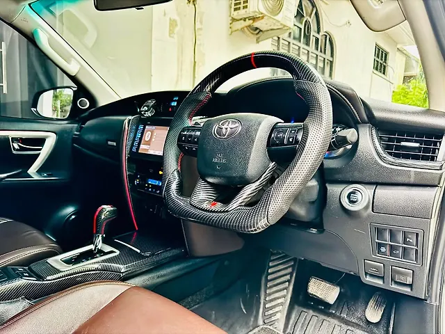 Used Toyota Fortuner [2016-2021] 2.8 4x2 AT [2016-2020] in Lucknow