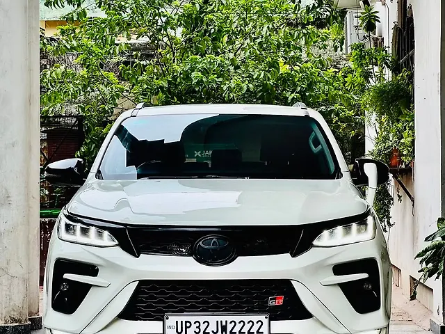 Used Toyota Fortuner [2016-2021] 2.8 4x2 AT [2016-2020] in Lucknow