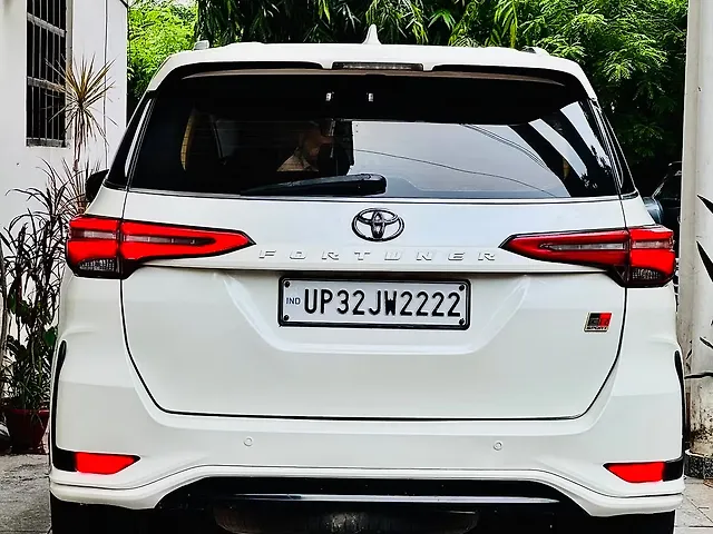 Used Toyota Fortuner [2016-2021] 2.8 4x2 AT [2016-2020] in Lucknow