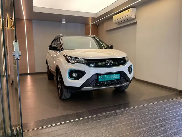 2022 Tata Nexon EV - Photo 2