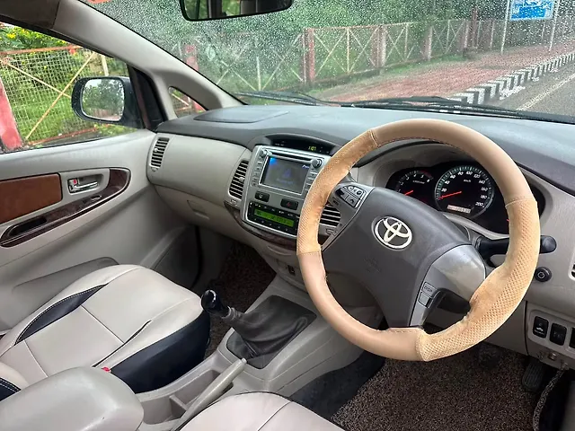 Used Toyota Innova [2012-2013] 2.5 VX 8 STR BS-III in Bhopal