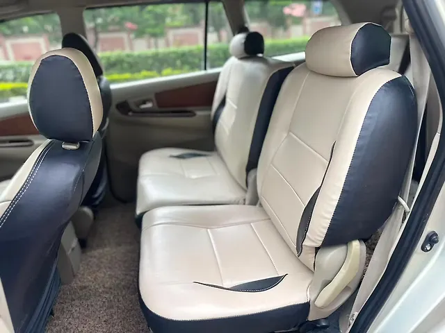 Used Toyota Innova [2012-2013] 2.5 VX 8 STR BS-III in Bhopal