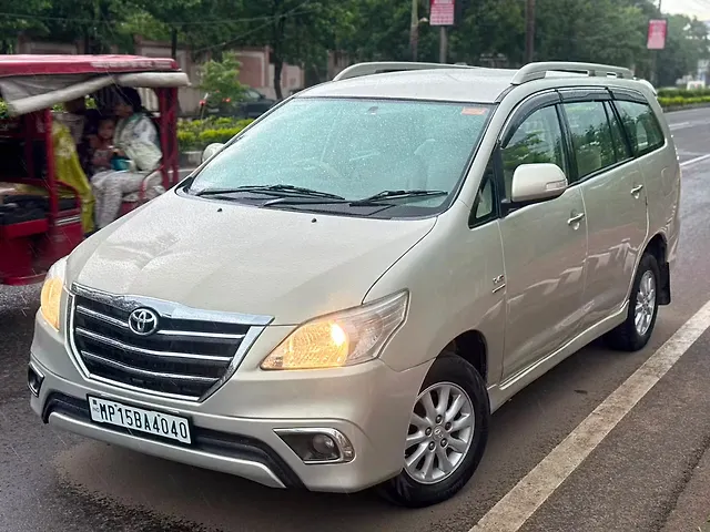 Used Toyota Innova [2012-2013] 2.5 VX 8 STR BS-III in Bhopal