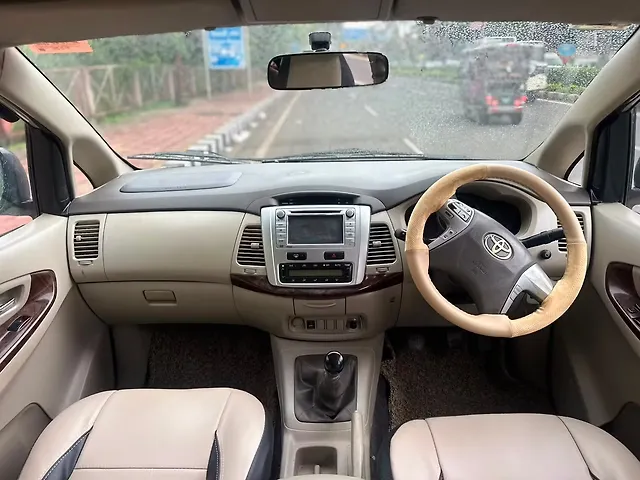 Used Toyota Innova [2012-2013] 2.5 VX 8 STR BS-III in Bhopal