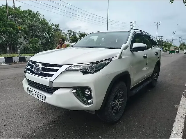 Used Toyota Fortuner [2016-2021] 2.8 4x4 AT in Bhopal