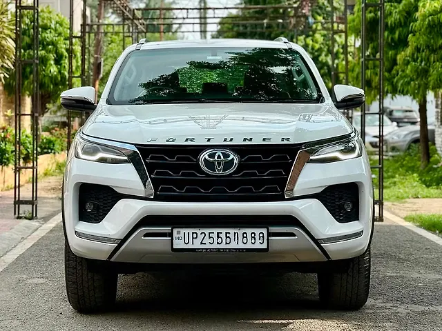 Used 2025 Toyota Fortuner in Lucknow