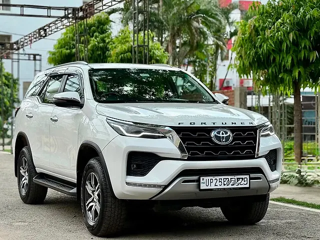 Used Toyota Fortuner 4x2 2WD Diesel 2.8L Turbo 6 Speed Manual in Lucknow Used Toyota Fortuner 4x2 2WD Diesel 2.8L Turbo 6 Speed Manual in Lucknow