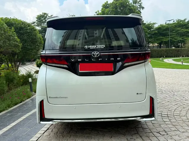 Used Toyota Vellfire VIP Executive Lounge Hybrid (Electric + Petrol) Automatic (e-CVT) in Meerut Used Toyota Vellfire VIP Executive Lounge Hybrid (Electric + Petrol) Automatic (e-CVT) in Meerut