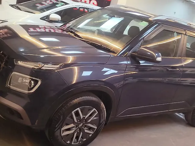 Used Hyundai Venue [2023-2025] SX 1.5 Diesel in Lucknow
