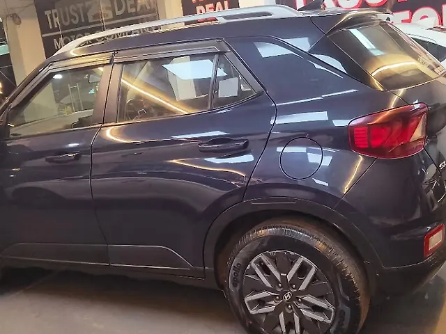 Used Hyundai Venue [2023-2025] SX 1.5 Diesel in Lucknow
