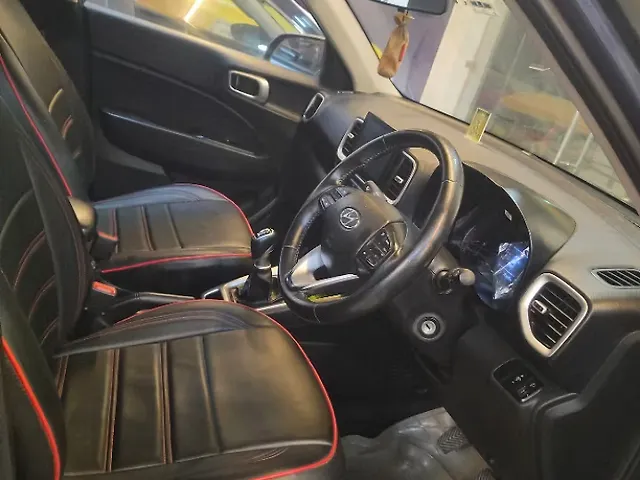 Used Hyundai Venue [2023-2025] SX 1.5 Diesel in Lucknow