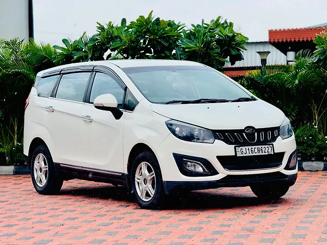 Used 2019 Mahindra Marazzo in Surat