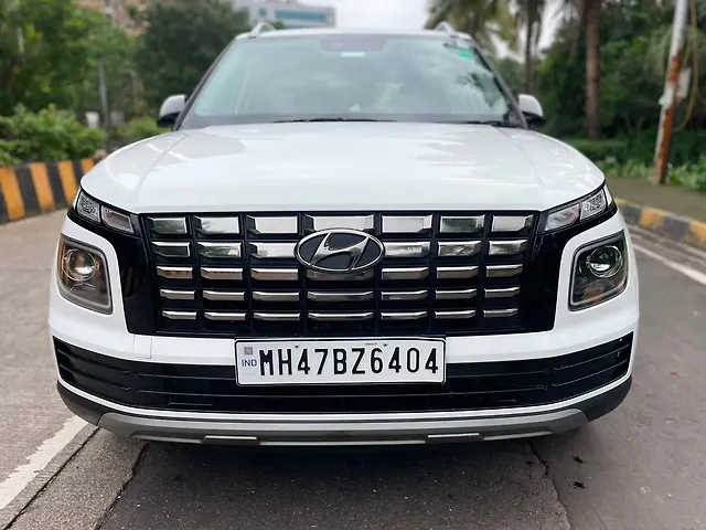 Used 2025 Hyundai Venue in Mumbai Used 2025 Hyundai Venue in Mumbai