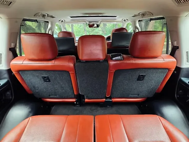 Used Lexus LX 570 V8 AT in Mumbai