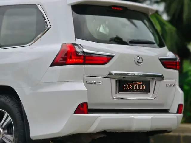Used Lexus LX 570 V8 AT in Mumbai