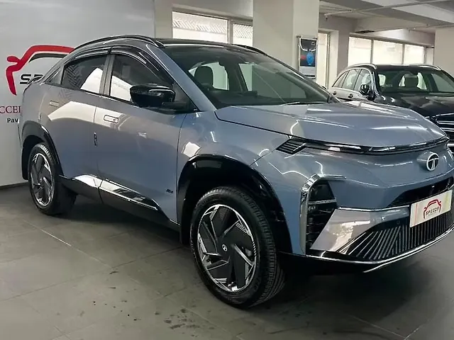 2025 Tata Curvv EV - Photo 2