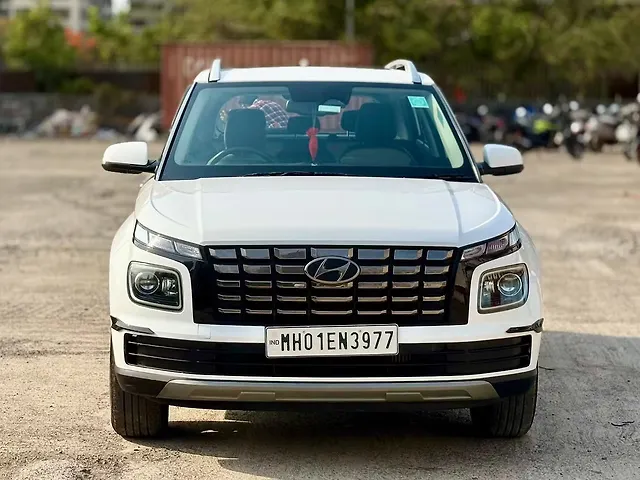 Used 2024 Hyundai Venue in Mumbai Used 2024 Hyundai Venue in Mumbai