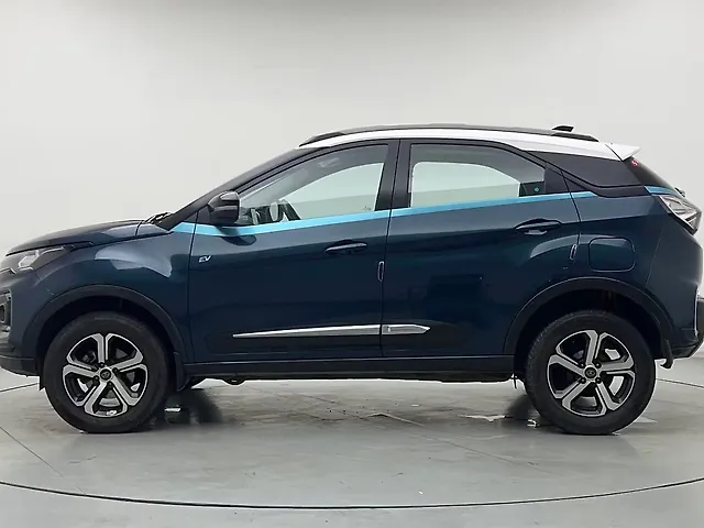2022 Tata Nexon EV - Photo 2