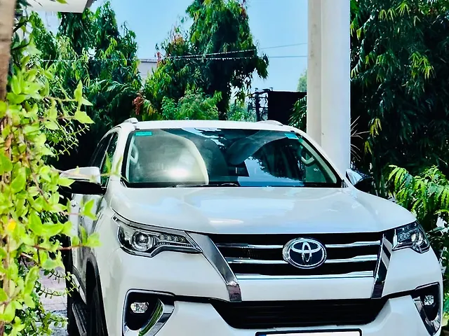 Used Toyota Fortuner [2016-2021] 2.8 4x2 MT [2016-2020] in Lucknow