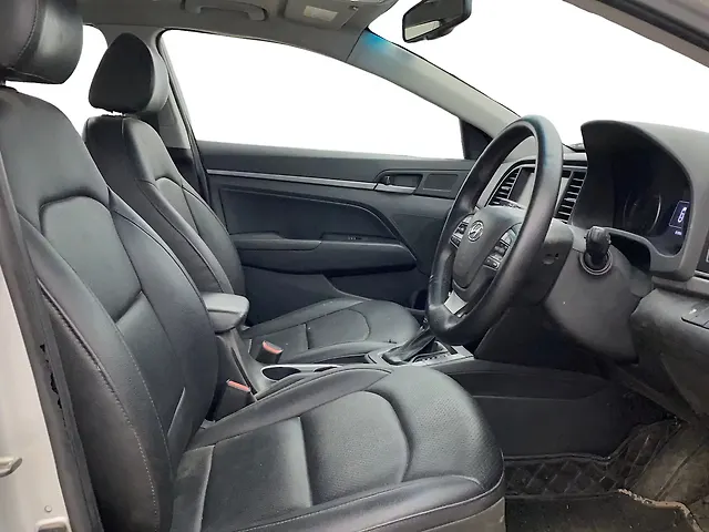 Used Hyundai Elantra [2016-2019] 1.6 SX (O) AT in Lucknow
