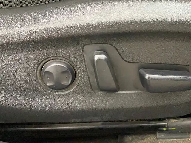 Used Hyundai Elantra [2016-2019] 1.6 SX (O) AT in Lucknow