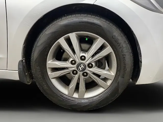 Used Hyundai Elantra [2016-2019] 1.6 SX (O) AT in Lucknow
