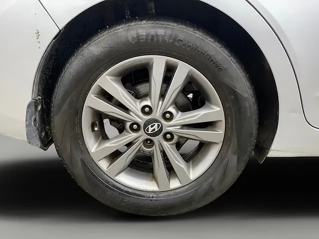 Used Hyundai Elantra [2016-2019] 1.6 SX (O) AT in Lucknow