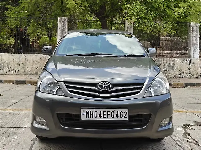 Used 2010 Toyota Innova in Mumbai