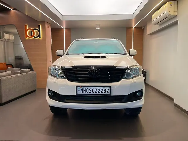 Used 2013 Toyota Fortuner in Mumbai Used 2013 Toyota Fortuner in Mumbai