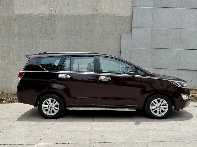 Used Toyota Innova Crysta [2016-2020] 2.8 ZX AT 7 STR [2016-2020] in Hyderabad