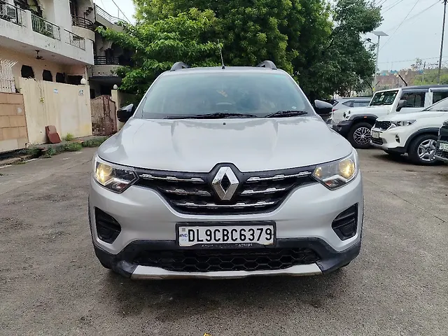 Used 2023 Renault Triber in Delhi