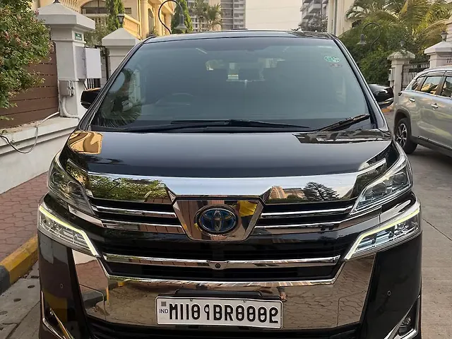 Used 2020 Toyota Vellfire in Mumbai