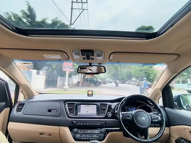 Used Kia Carnival [2020-2023] Limousine Plus 7 STR in Dehradun