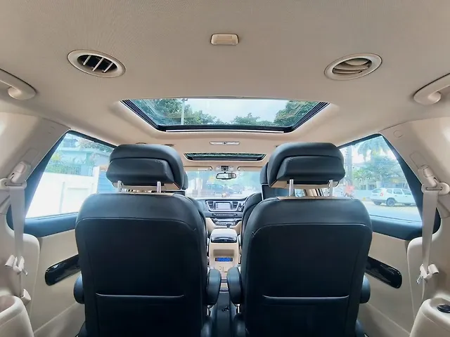 Used Kia Carnival [2020-2023] Limousine Plus 7 STR in Dehradun